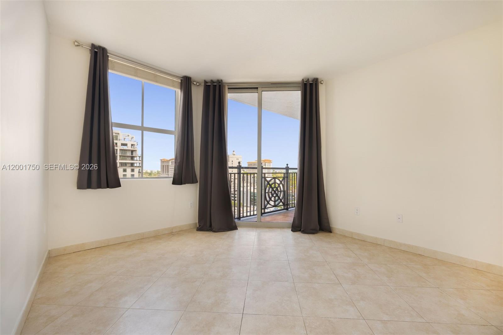 GABLES PARK TOWER - Residential