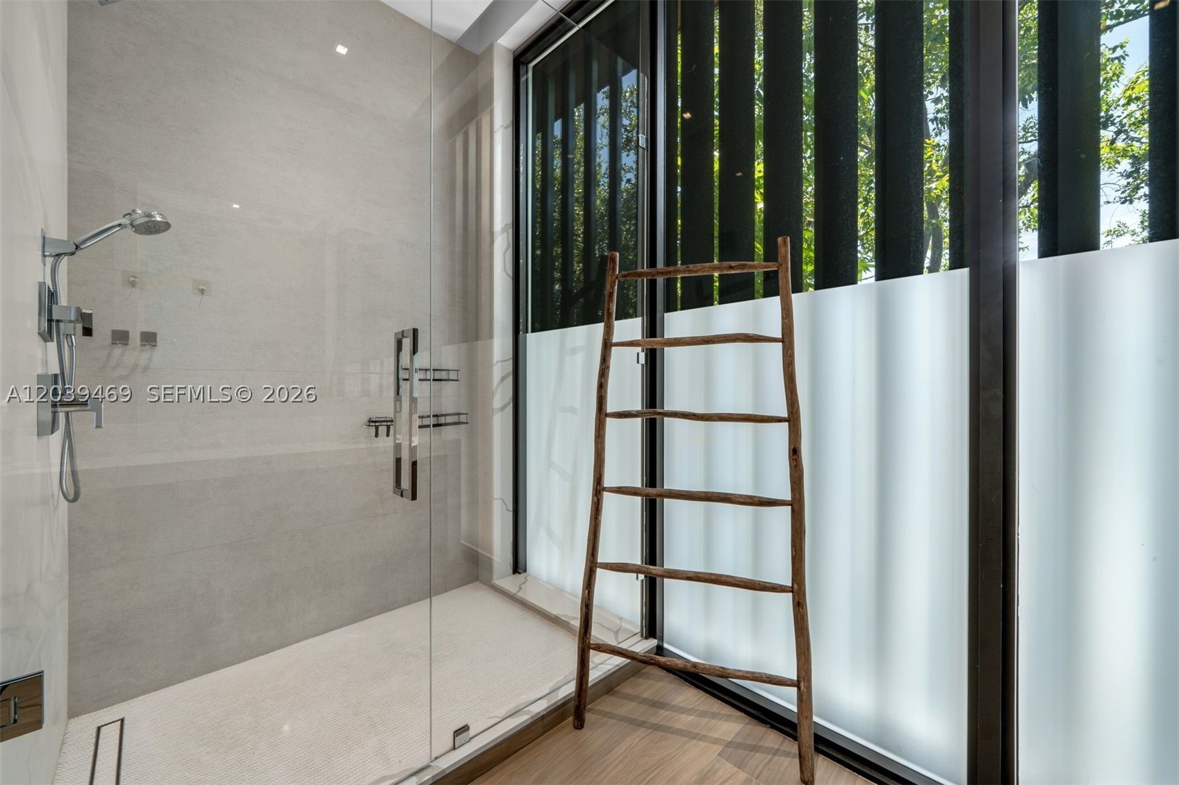GRANADA PARK A - Residential