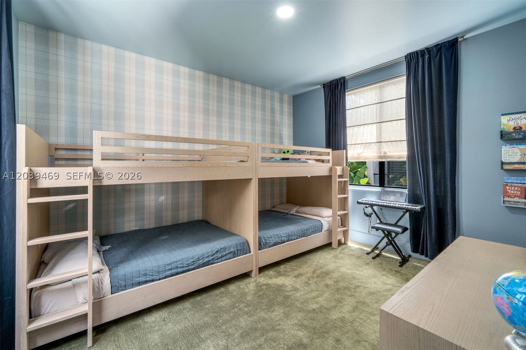 GRANADA PARK A - Residential