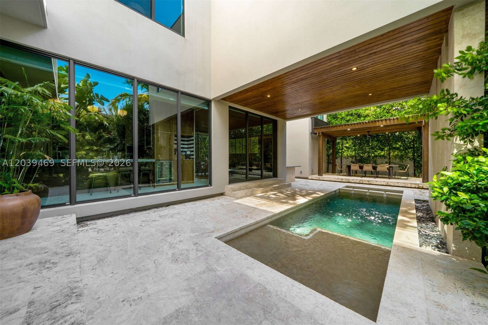 GRANADA PARK A - Residential
