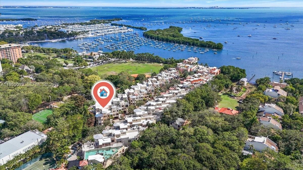 CLOISTERS ON THE BAY COND - Residential