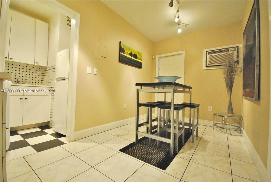 HAYNSWORTH BEACH SUB - Residential Lease