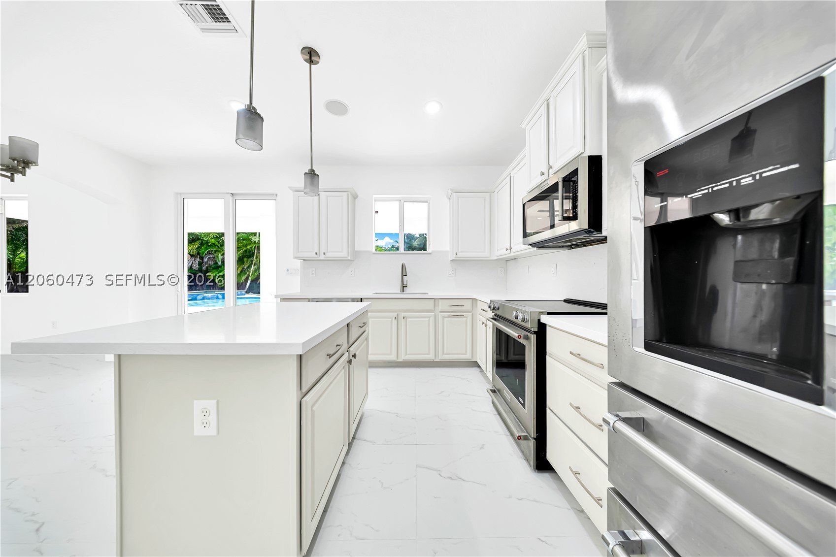 BONITA GRAND ESTATES SOUT - Residential