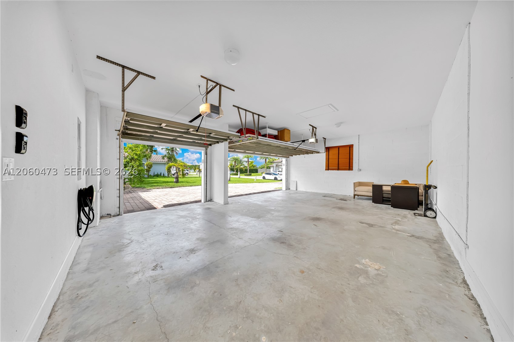 BONITA GRAND ESTATES SOUT - Residential