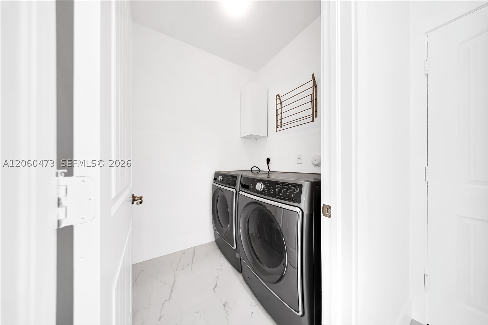 BONITA GRAND ESTATES SOUT - Residential