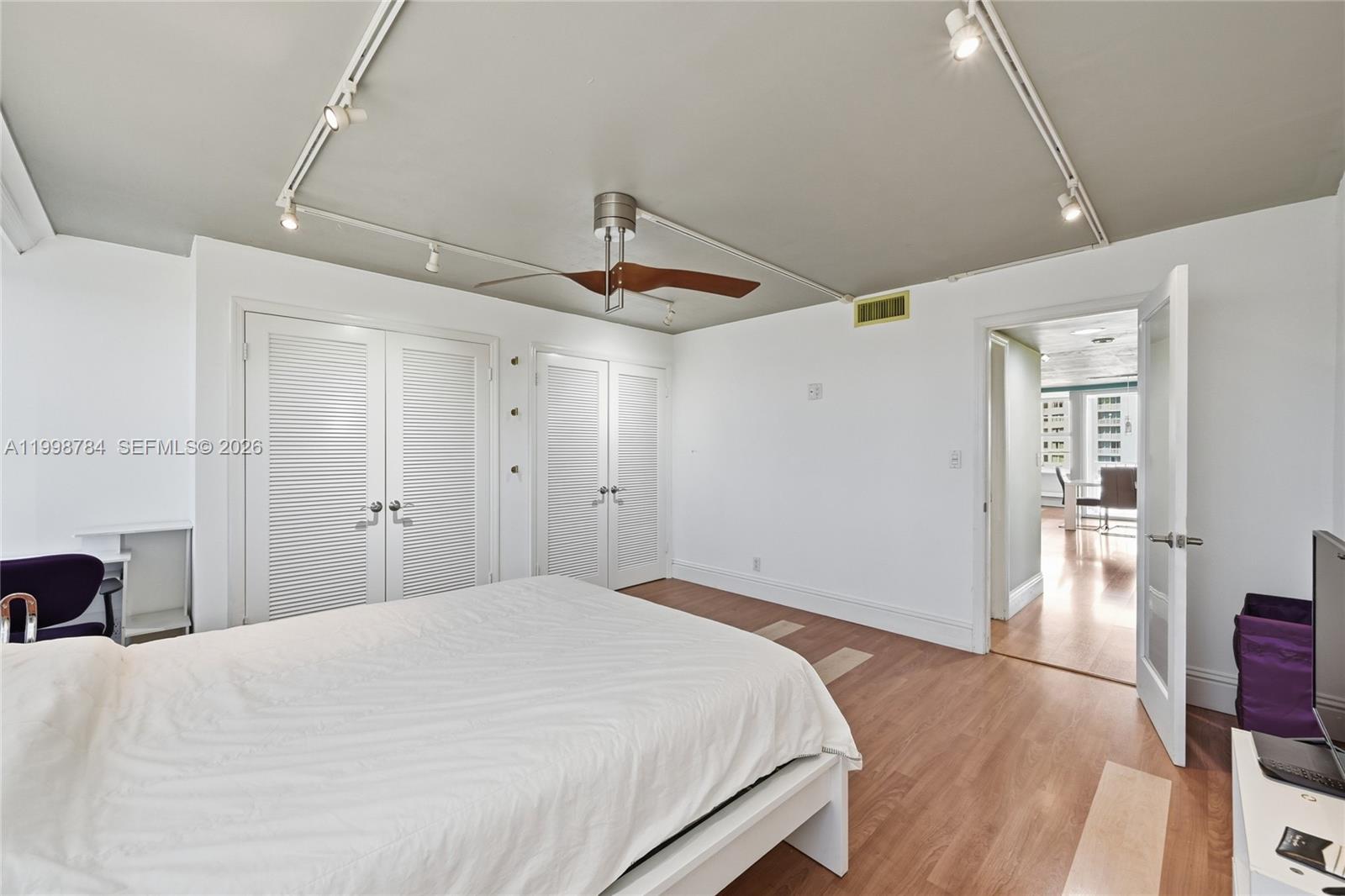 SUNRISE EAST CONDO - Residential