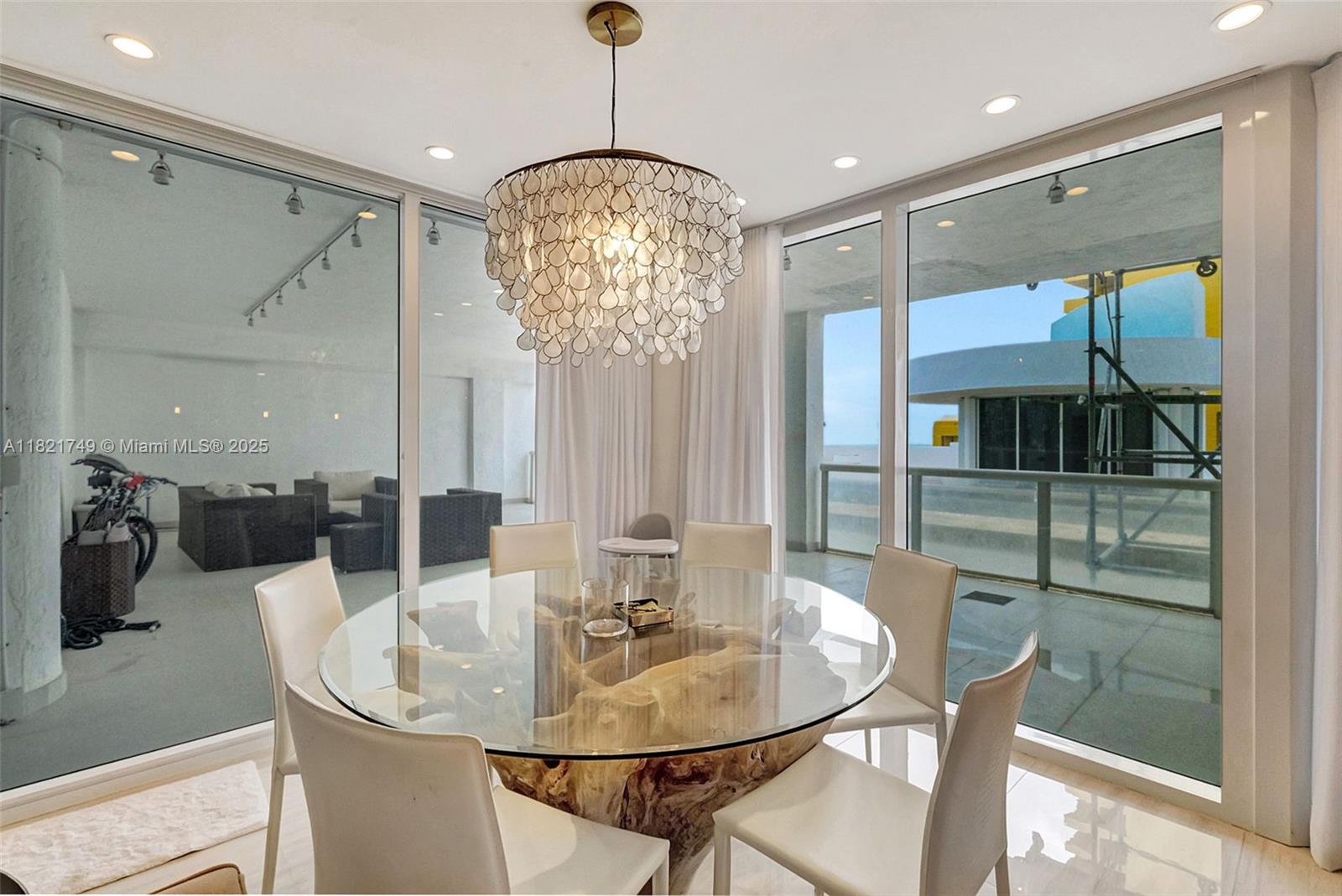 OCEANIA I CONDO - Residential