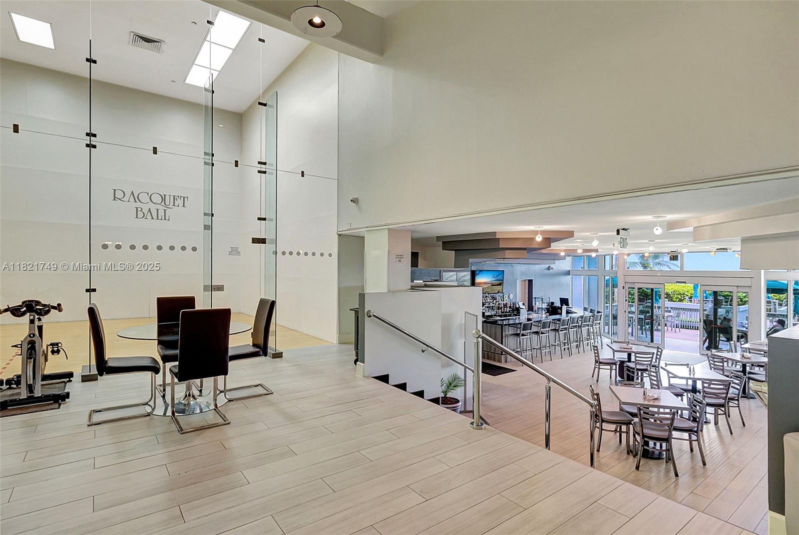 OCEANIA I CONDO - Residential