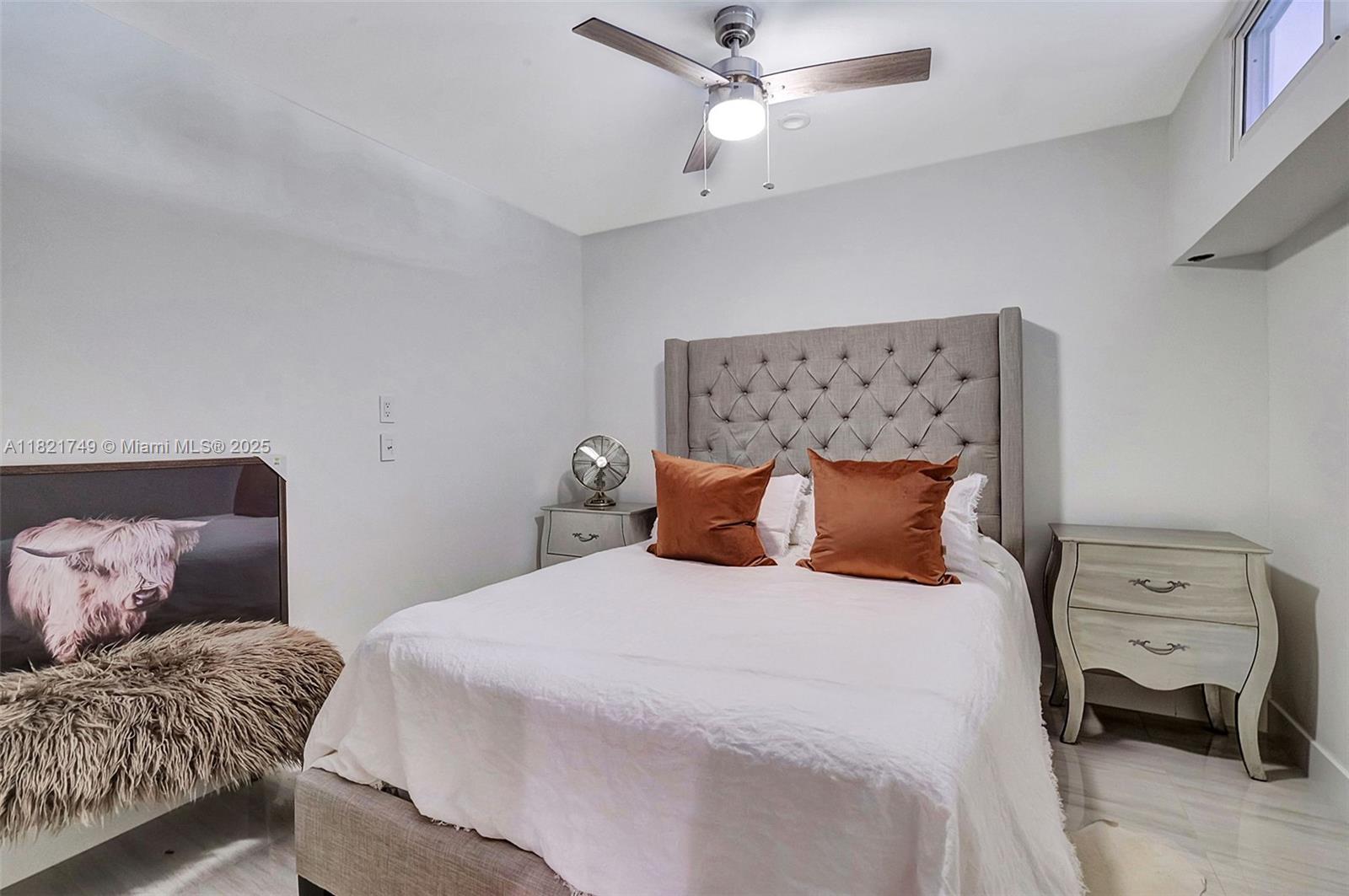 OCEANIA I CONDO - Residential