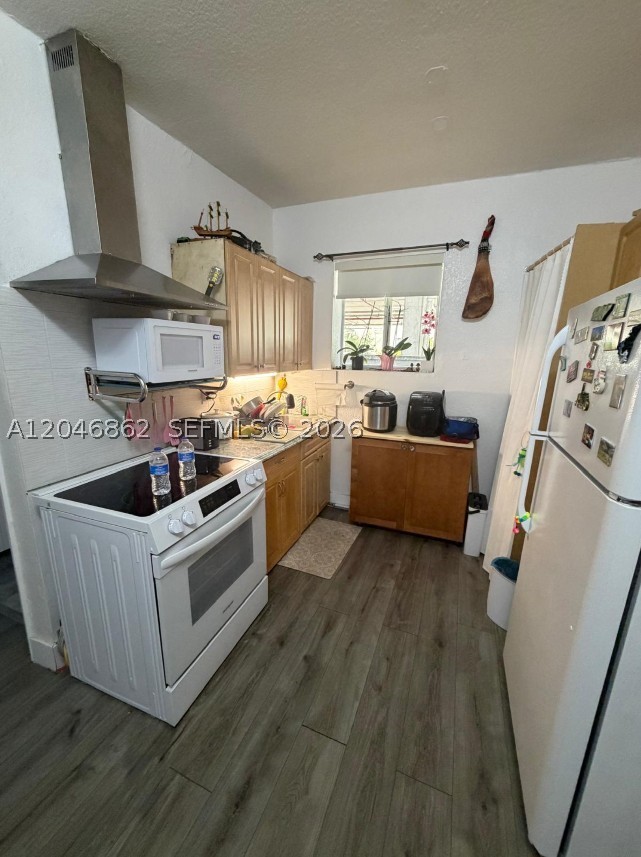 RIVER LOFTS CONDO - Residential