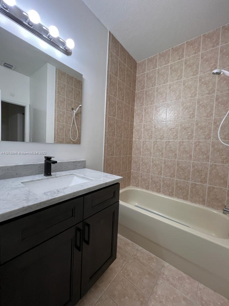 PEMBROKE CAY CONDO - Residential Lease