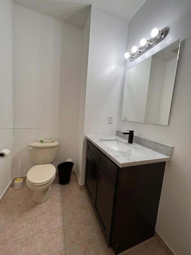 PEMBROKE CAY CONDO - Residential Lease