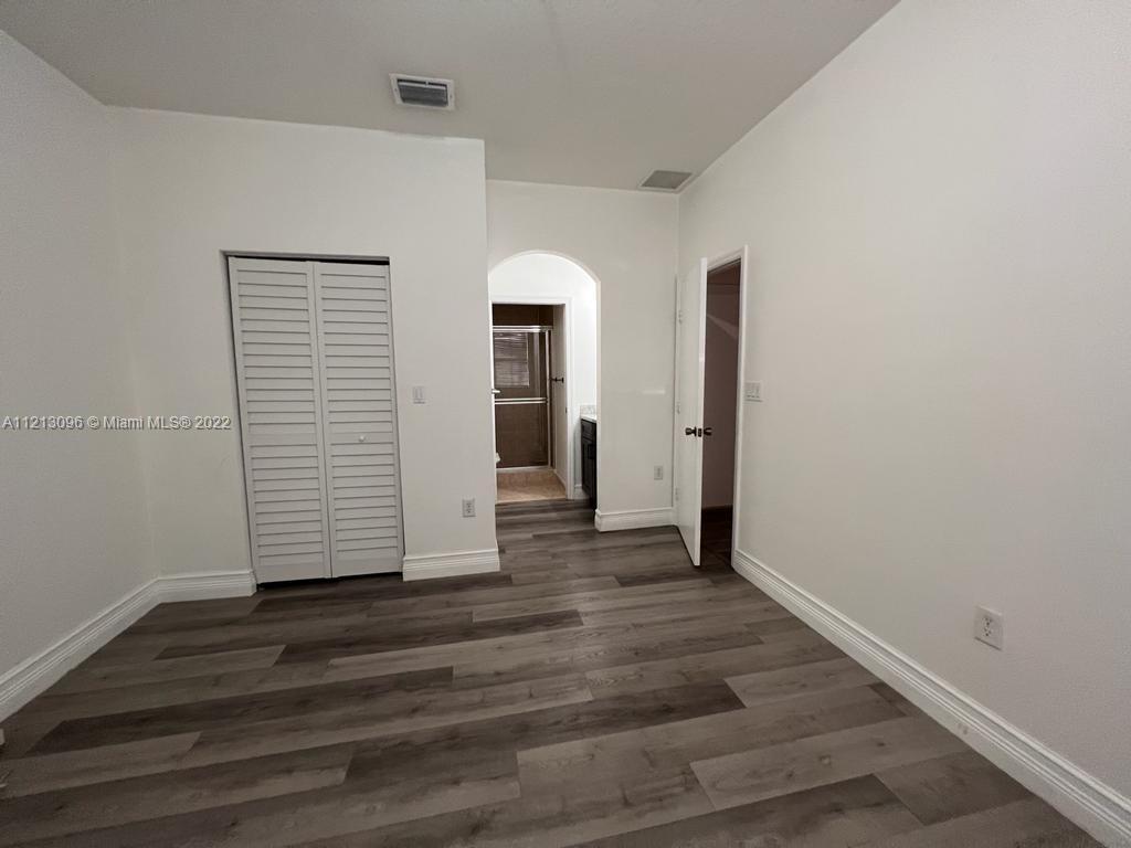 PEMBROKE CAY CONDO - Residential Lease