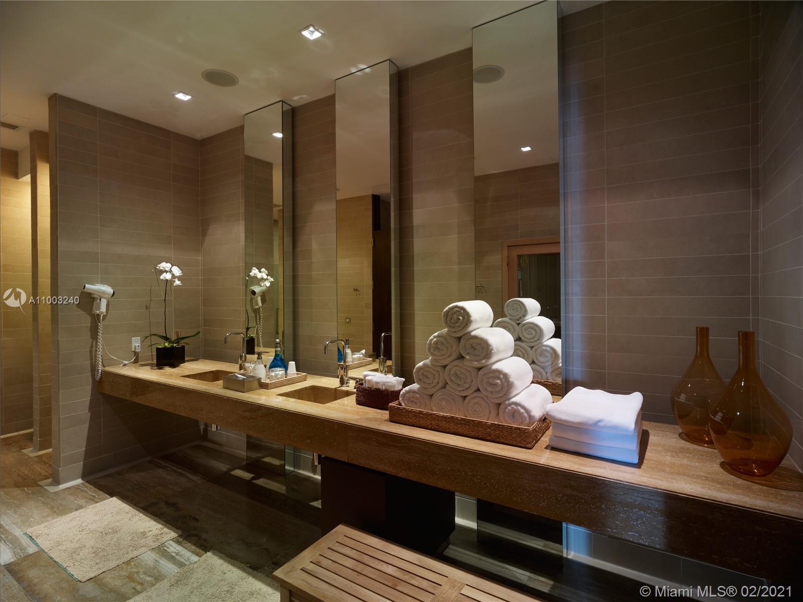 APOGEE CONDO - Residential