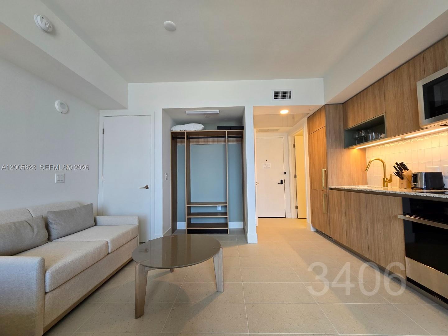 NATIIVO / GALE RESIDENCES - Residential
