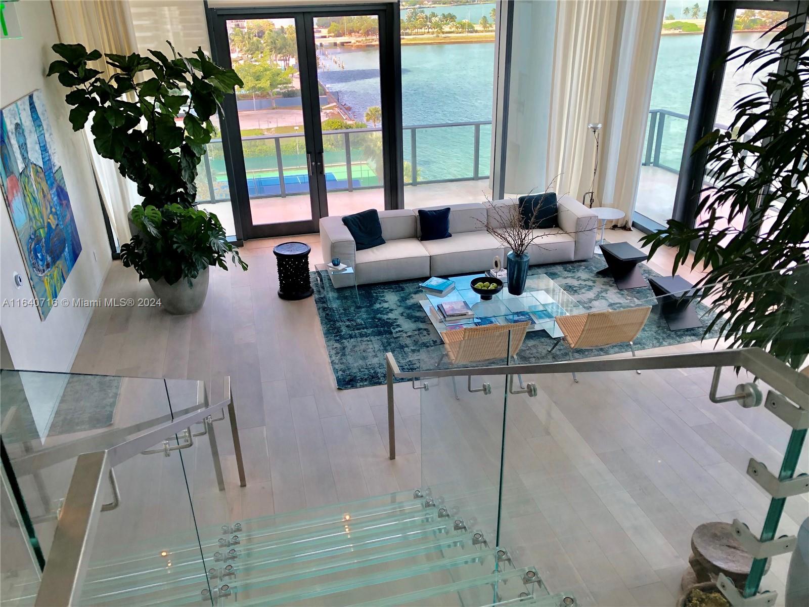 ONE PARAISO CONDO - Residential