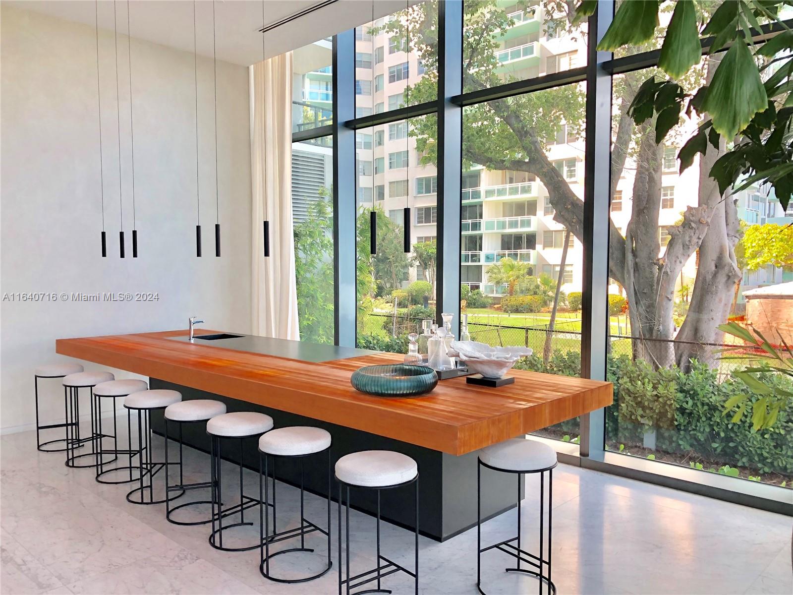 ONE PARAISO CONDO - Residential