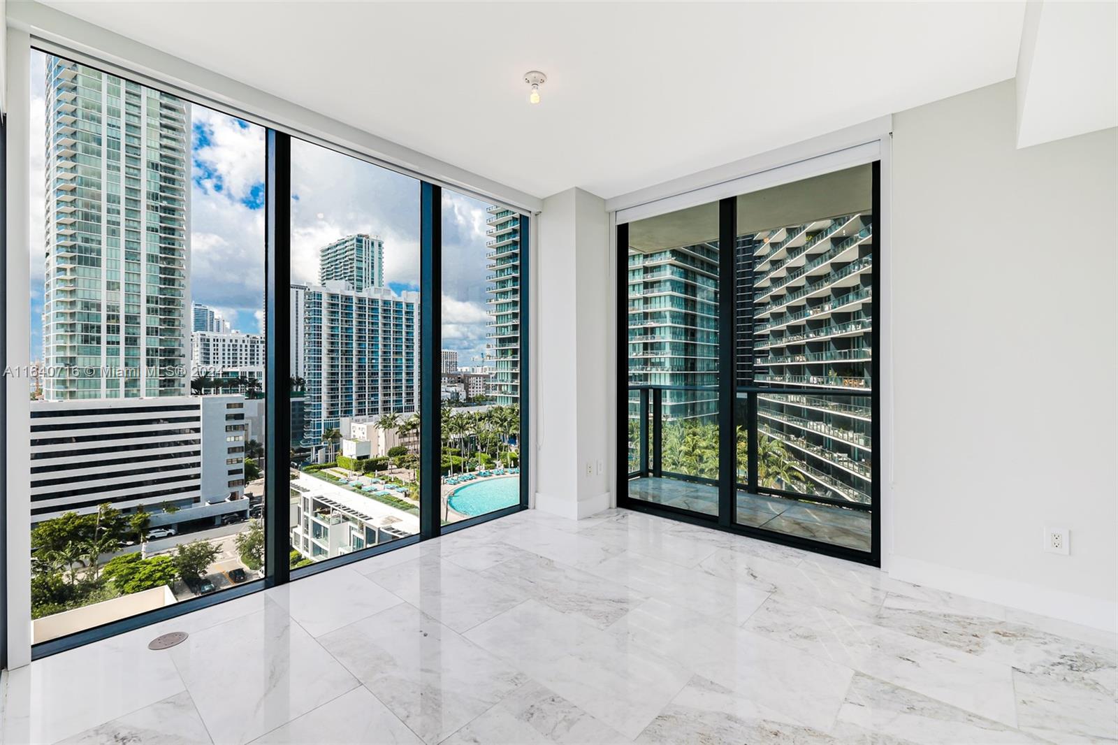 ONE PARAISO CONDO - Residential