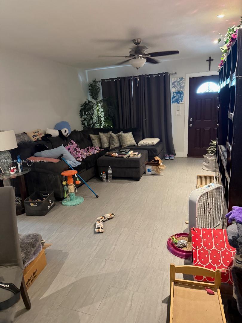 NORTH POMPANO BEACH SECTI - Residential