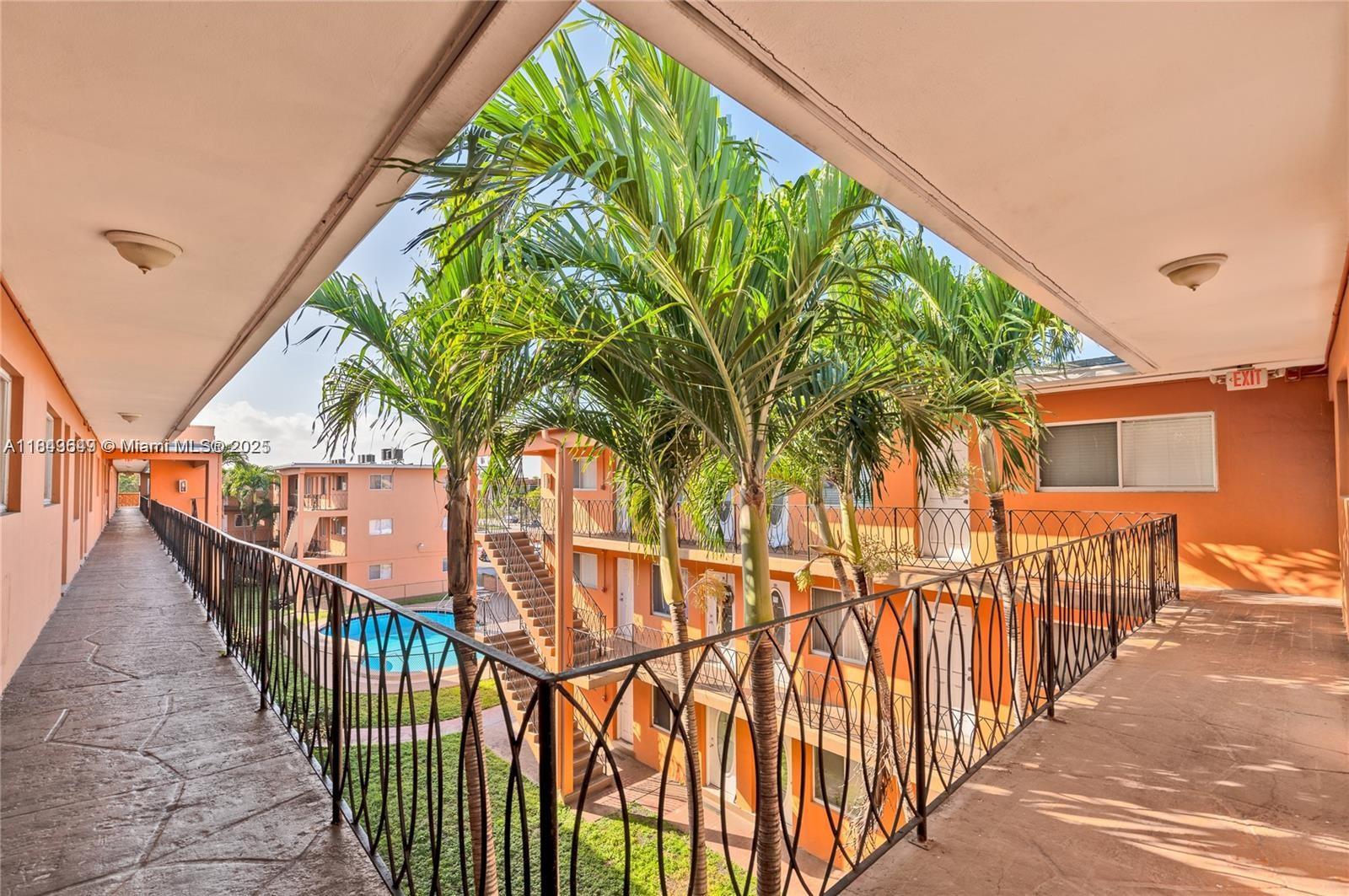 RIVER GRAND II CONDO - Residential