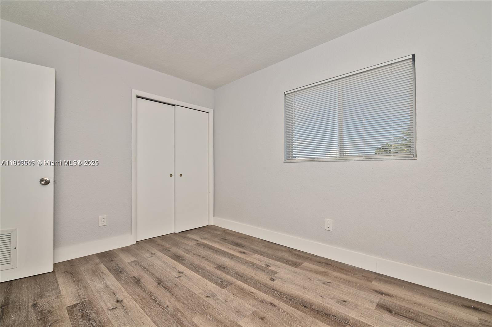 RIVER GRAND II CONDO - Residential
