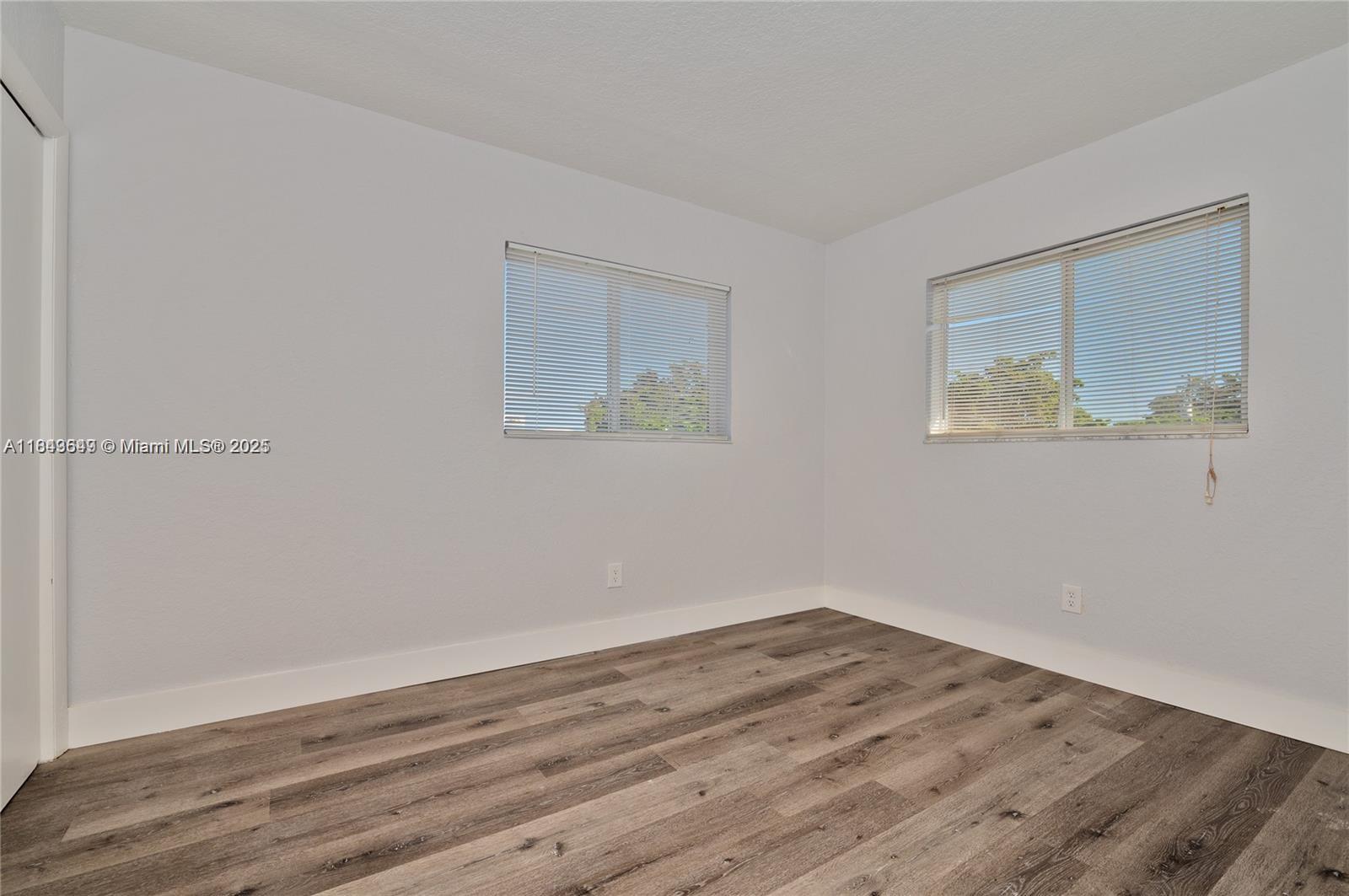 RIVER GRAND II CONDO - Residential