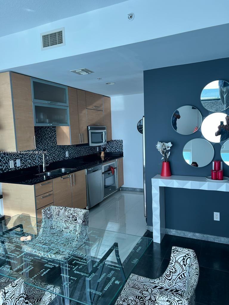 INFINITY AT BRICKELL - Residential Lease