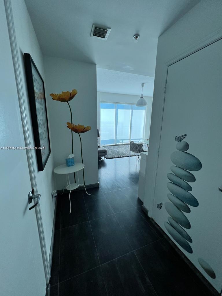 INFINITY AT BRICKELL - Residential Lease