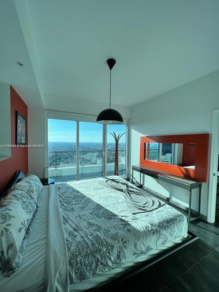 INFINITY AT BRICKELL - Residential Lease