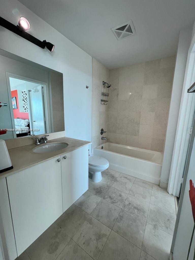 INFINITY AT BRICKELL - Residential Lease
