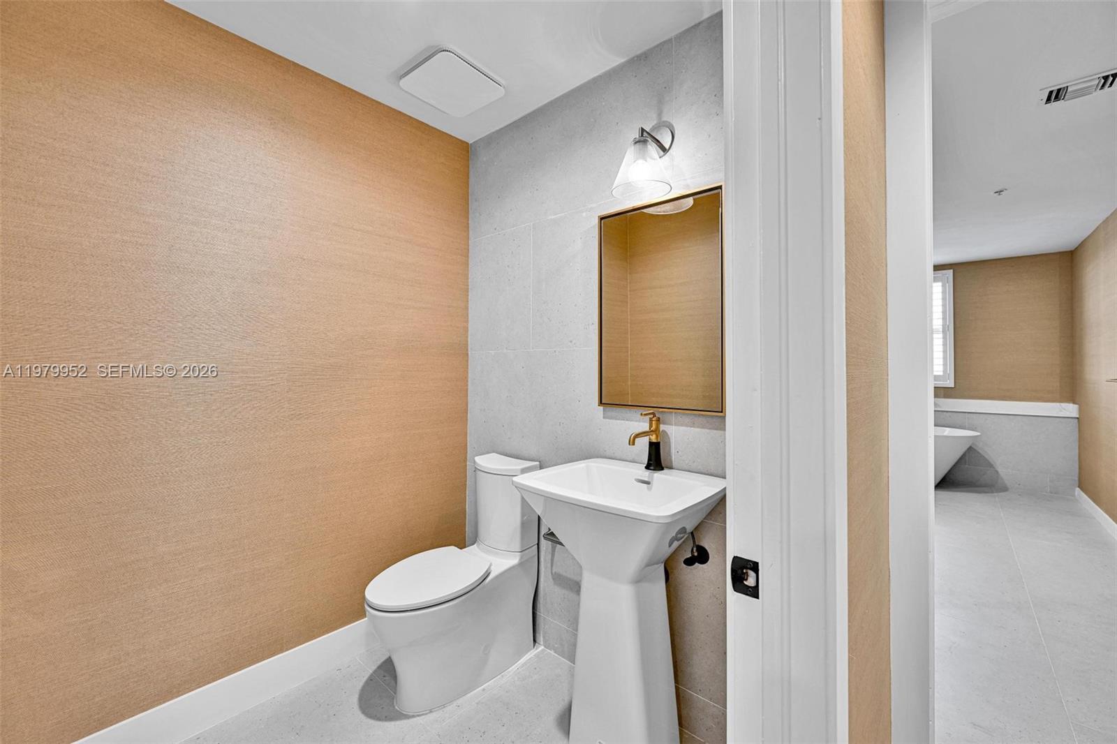 DEERING BAY CONDO II - Residential