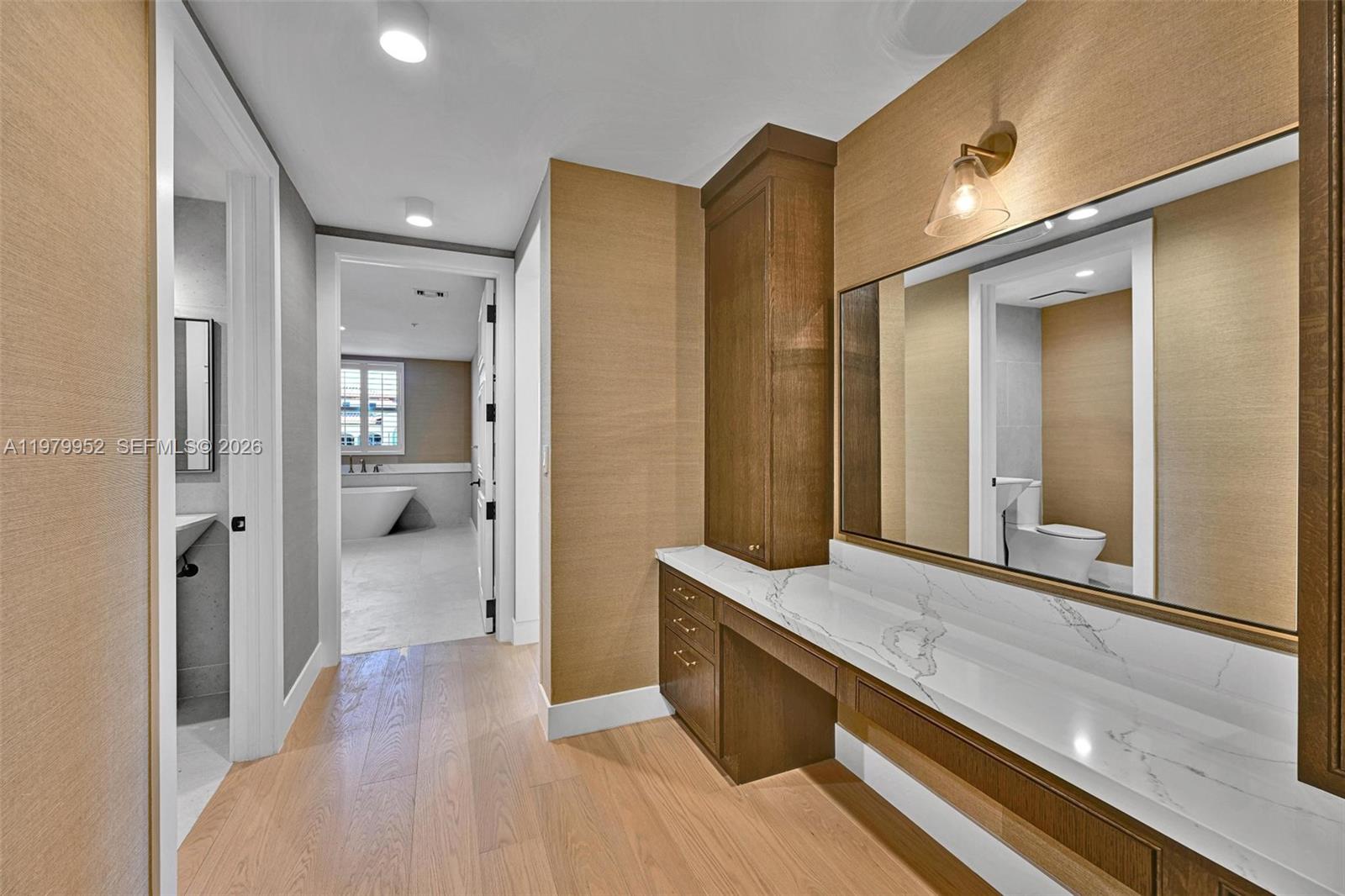 DEERING BAY CONDO II - Residential