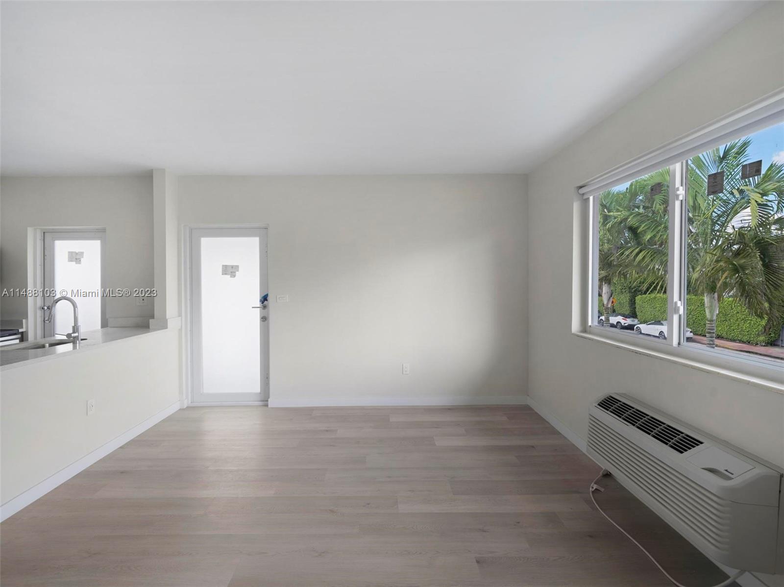 LINCOLN SUB - Residential Lease