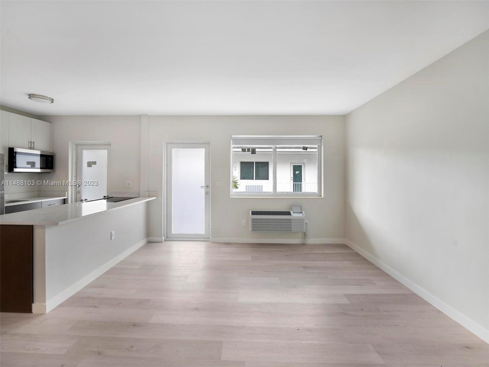 LINCOLN SUB - Residential Lease