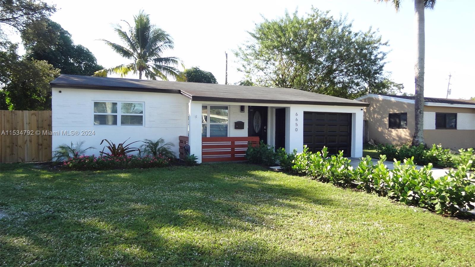 Beautiful single family home, nicely remodeled, move in ready. Large back yard. Landlord will close the back family room to make it into a large master bedroom turning it into a 4 bedroom.