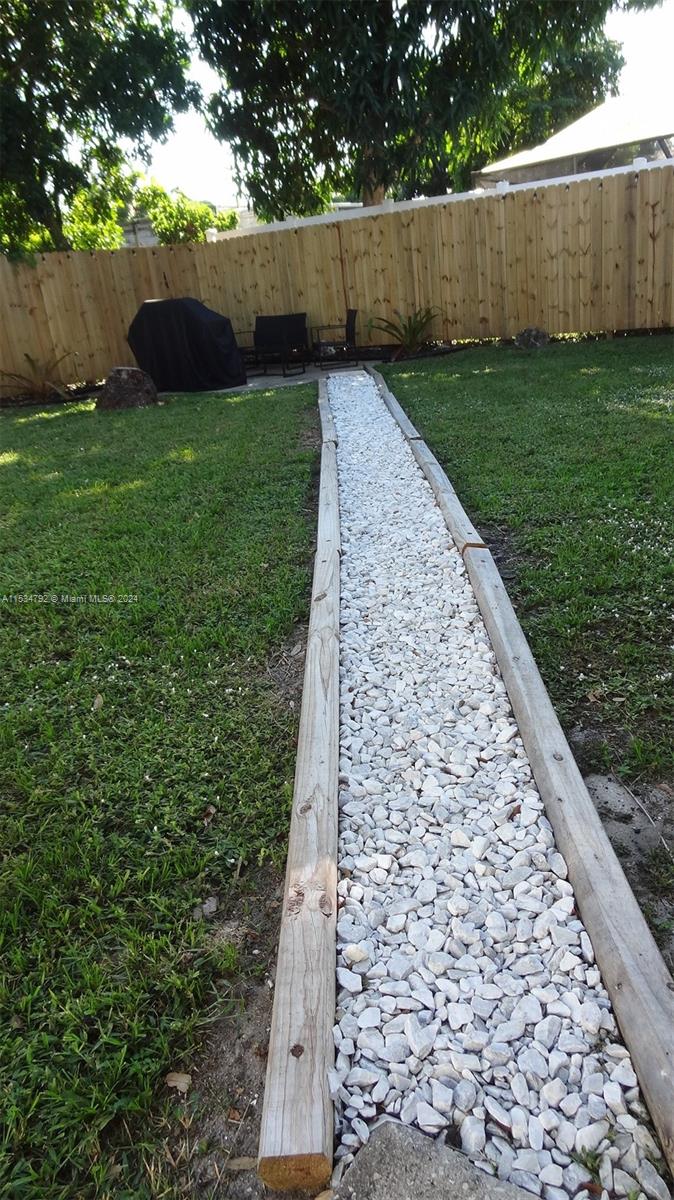DRIFTWOOD ACRES NO 8 - Residential Lease