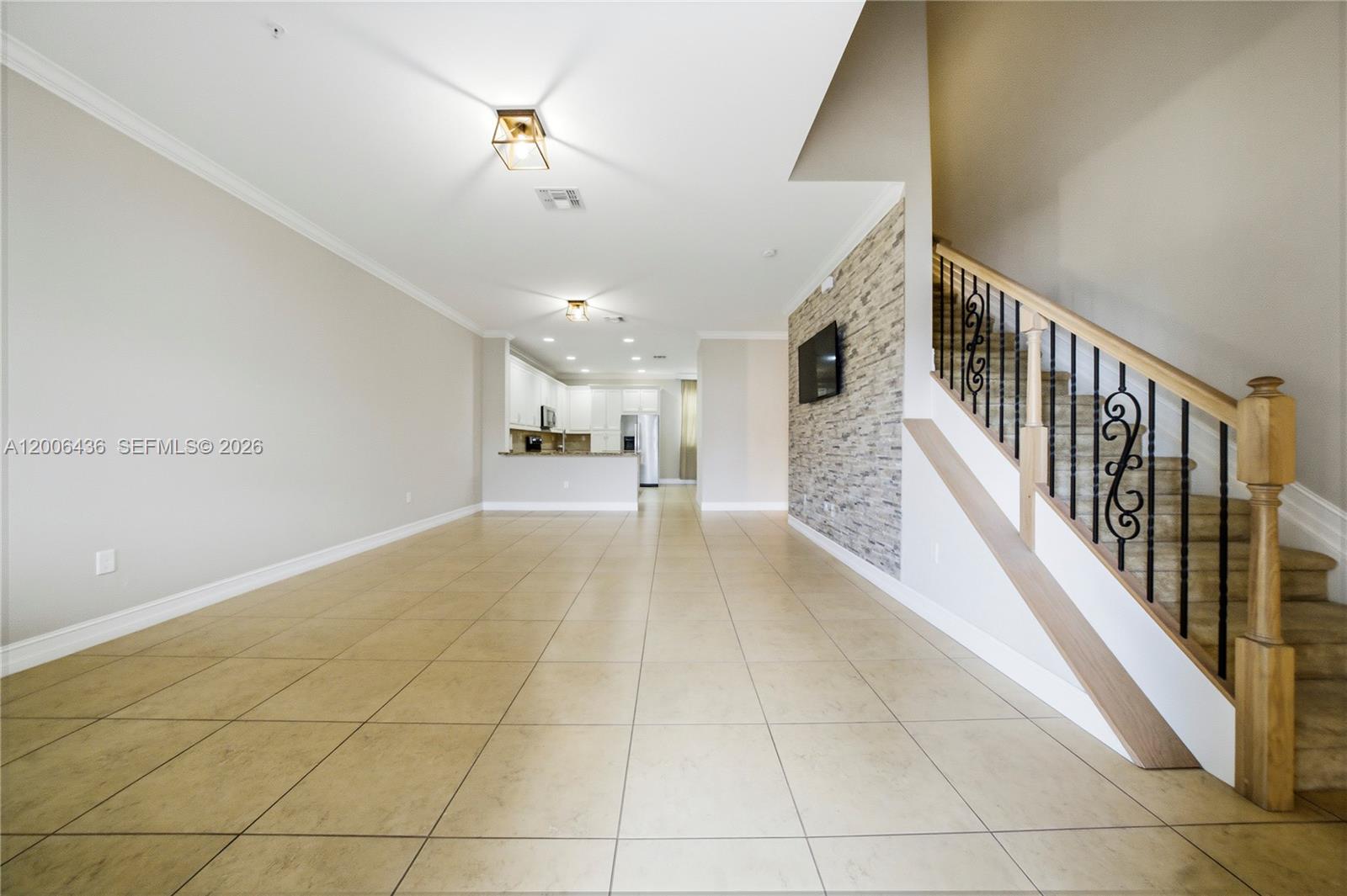 RAINTREE - Residential