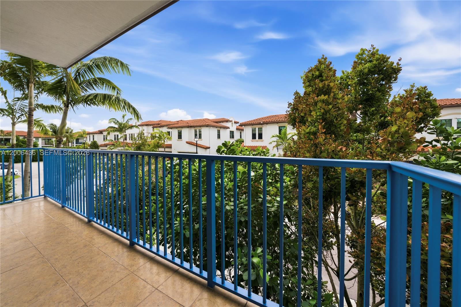 RAINTREE - Residential