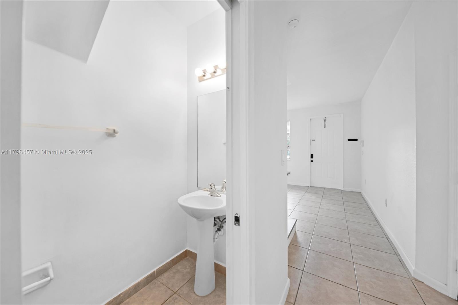 VILLAS AT PORTOFINO EAST - Residential Lease