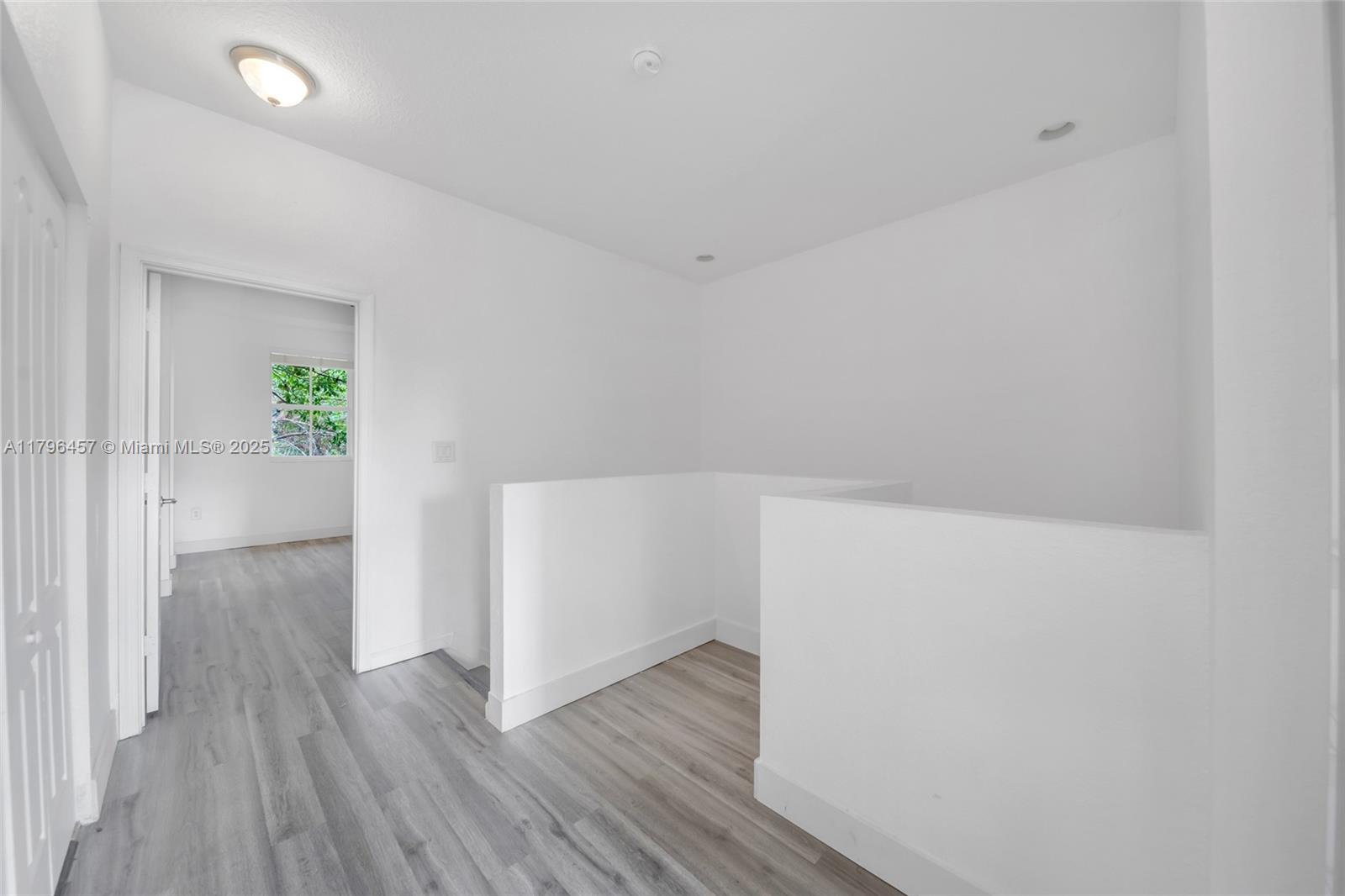 VILLAS AT PORTOFINO EAST - Residential Lease