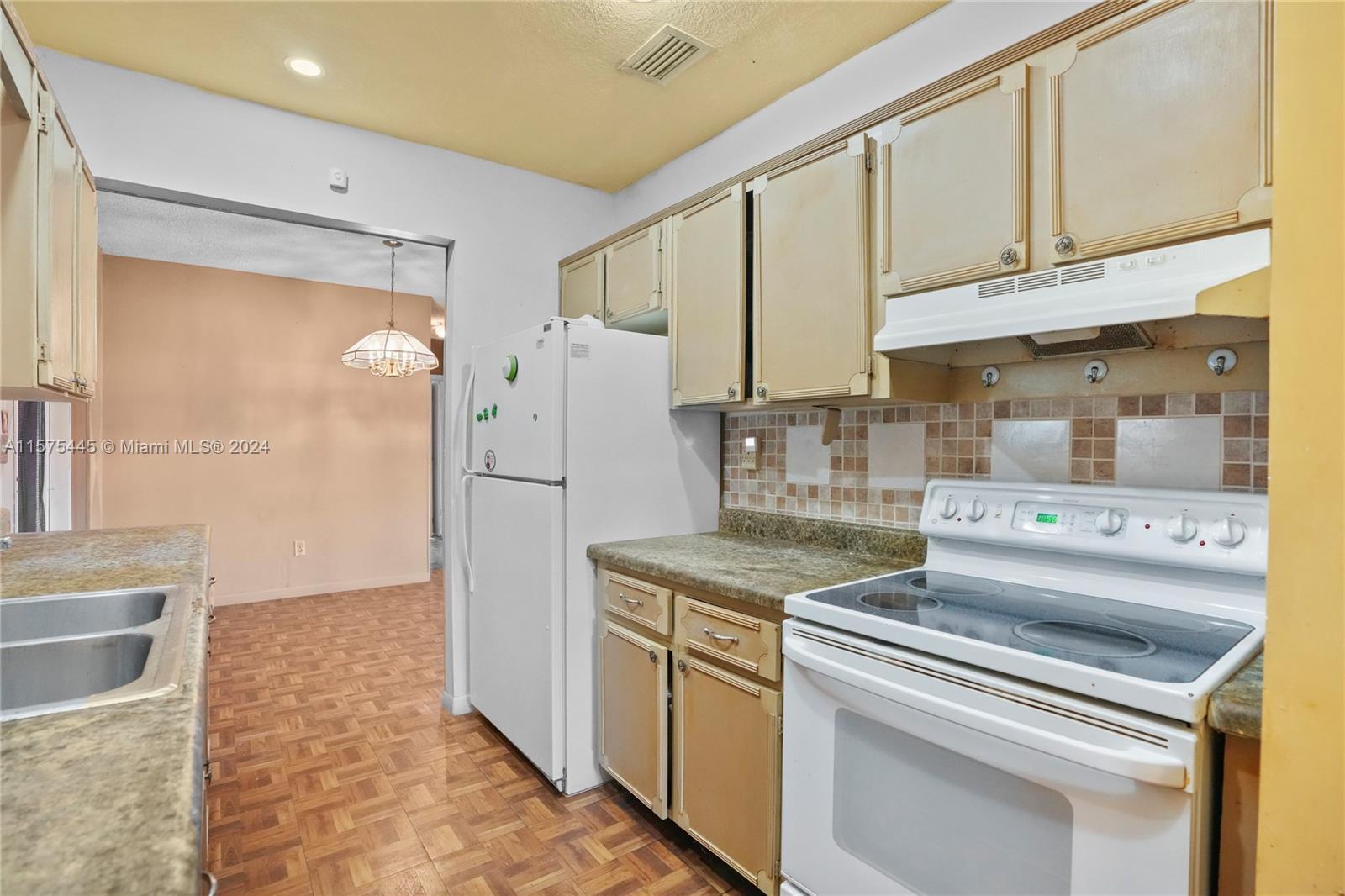 PALMLAND HOMES SOUTH NO 4 - Residential