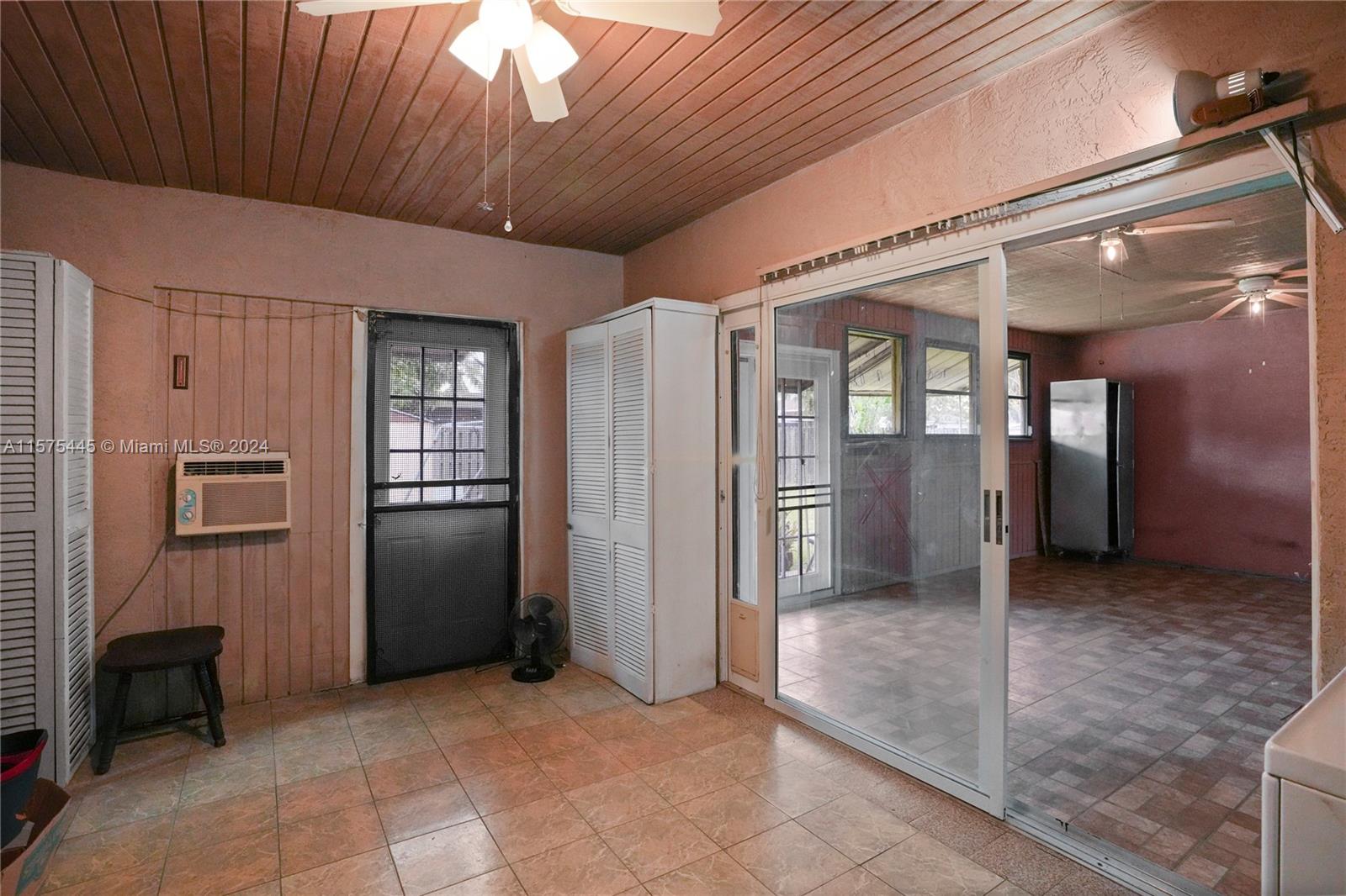 PALMLAND HOMES SOUTH NO 4 - Residential