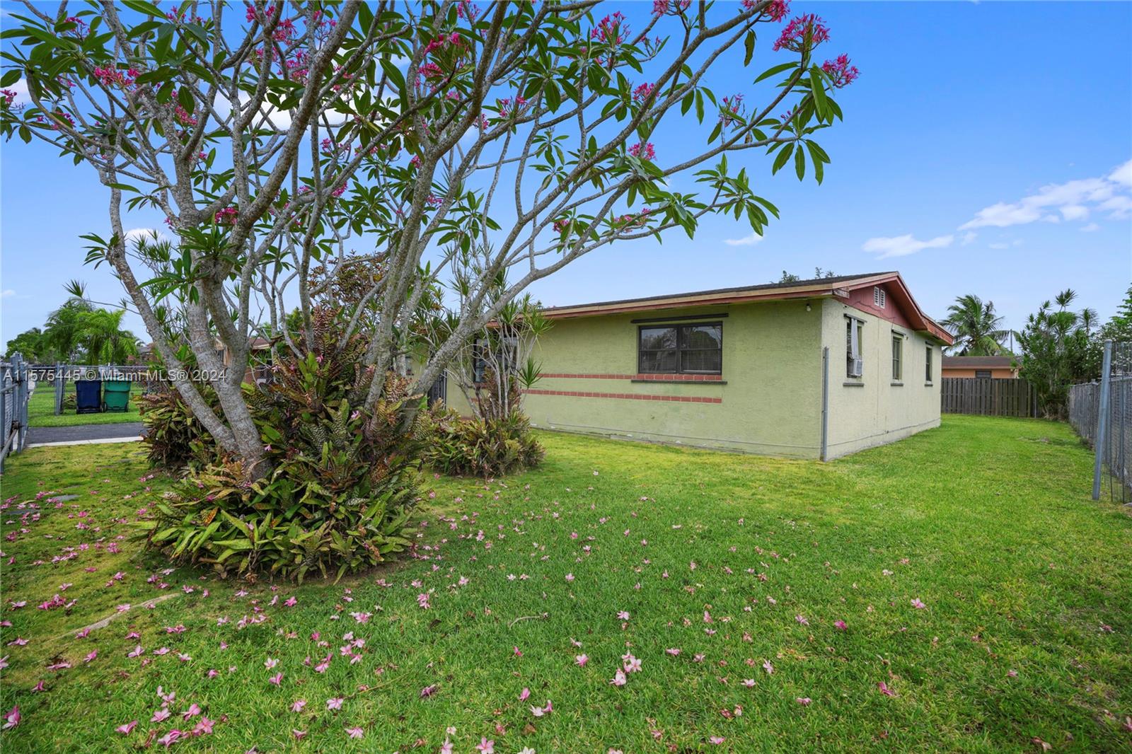 PALMLAND HOMES SOUTH NO 4 - Residential