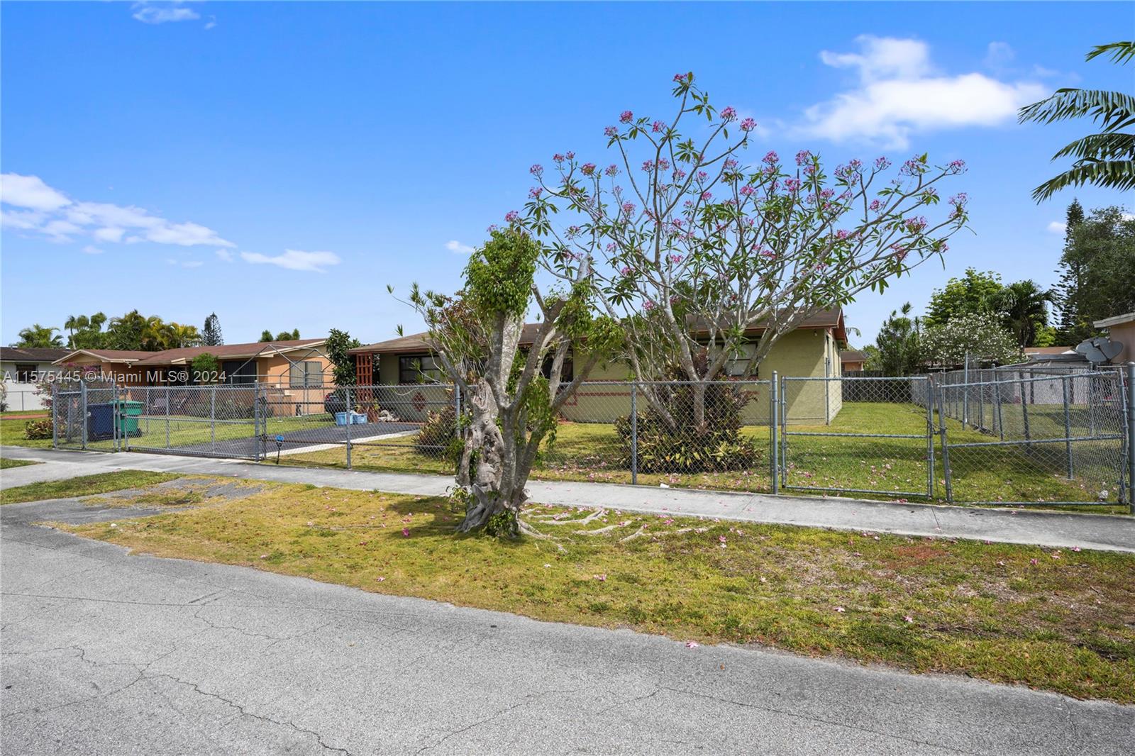 PALMLAND HOMES SOUTH NO 4 - Residential