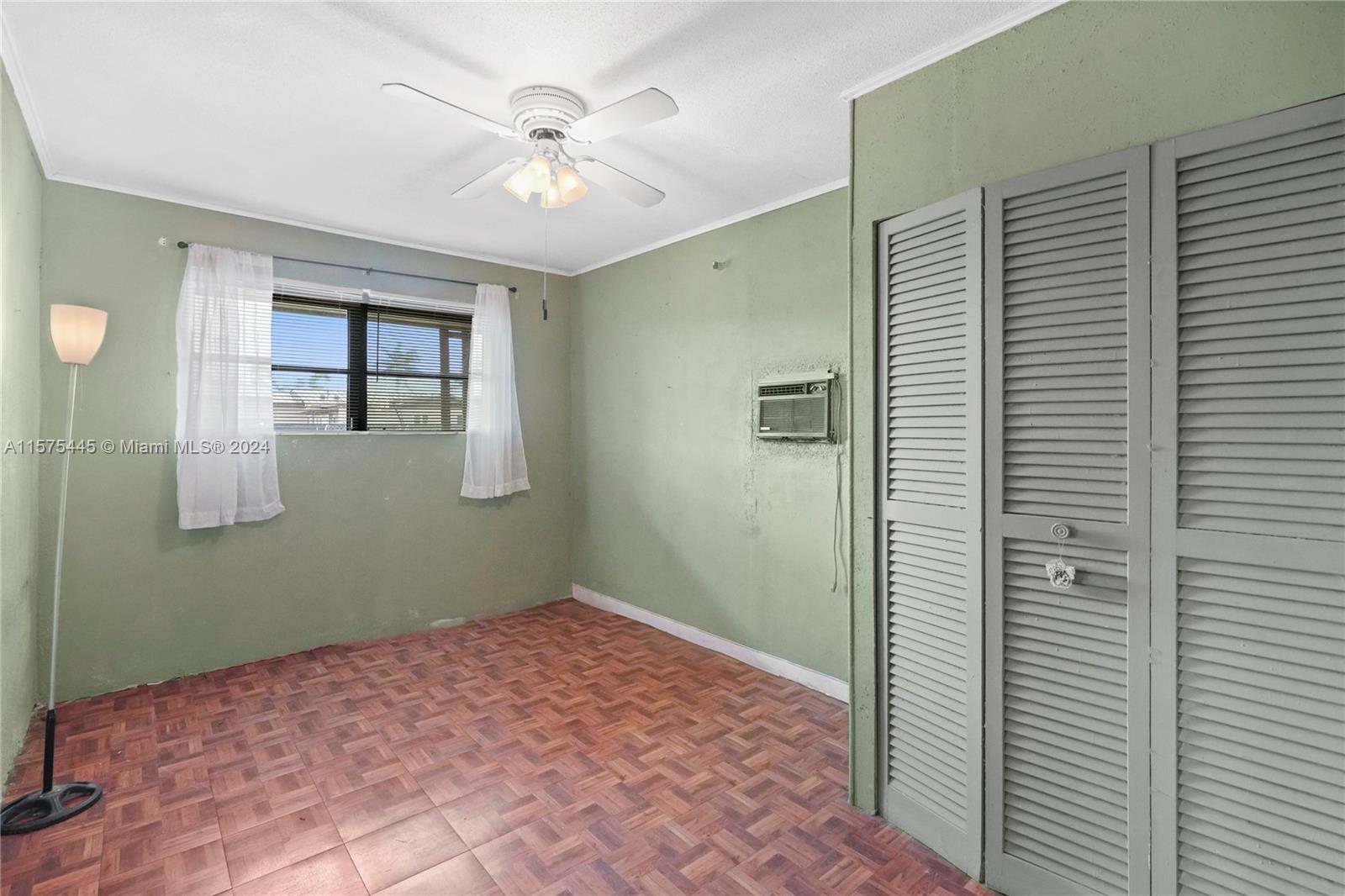 PALMLAND HOMES SOUTH NO 4 - Residential
