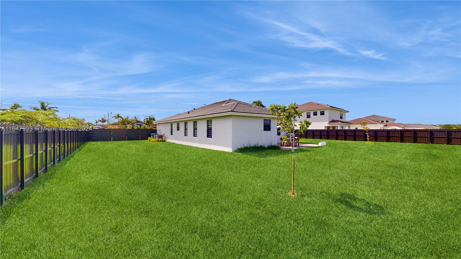 Century Royal Homes - Residential