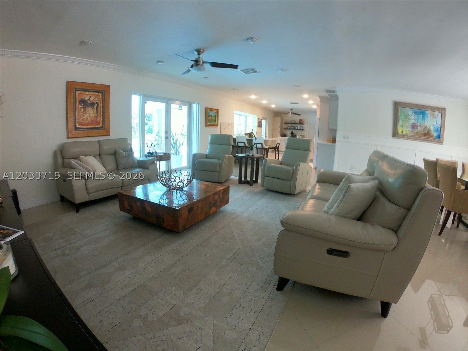 PARIS MANOR WEST - Residential