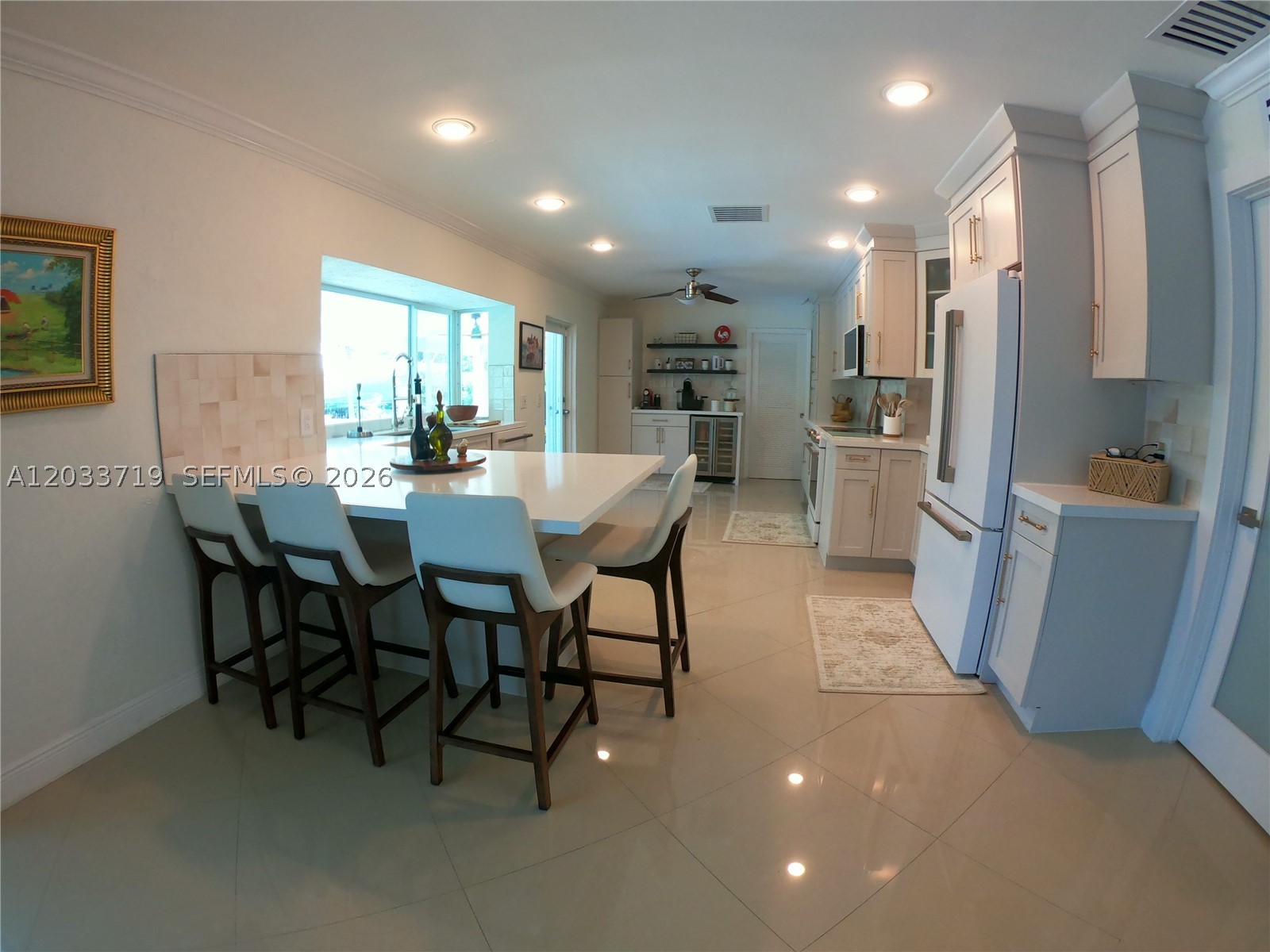 PARIS MANOR WEST - Residential