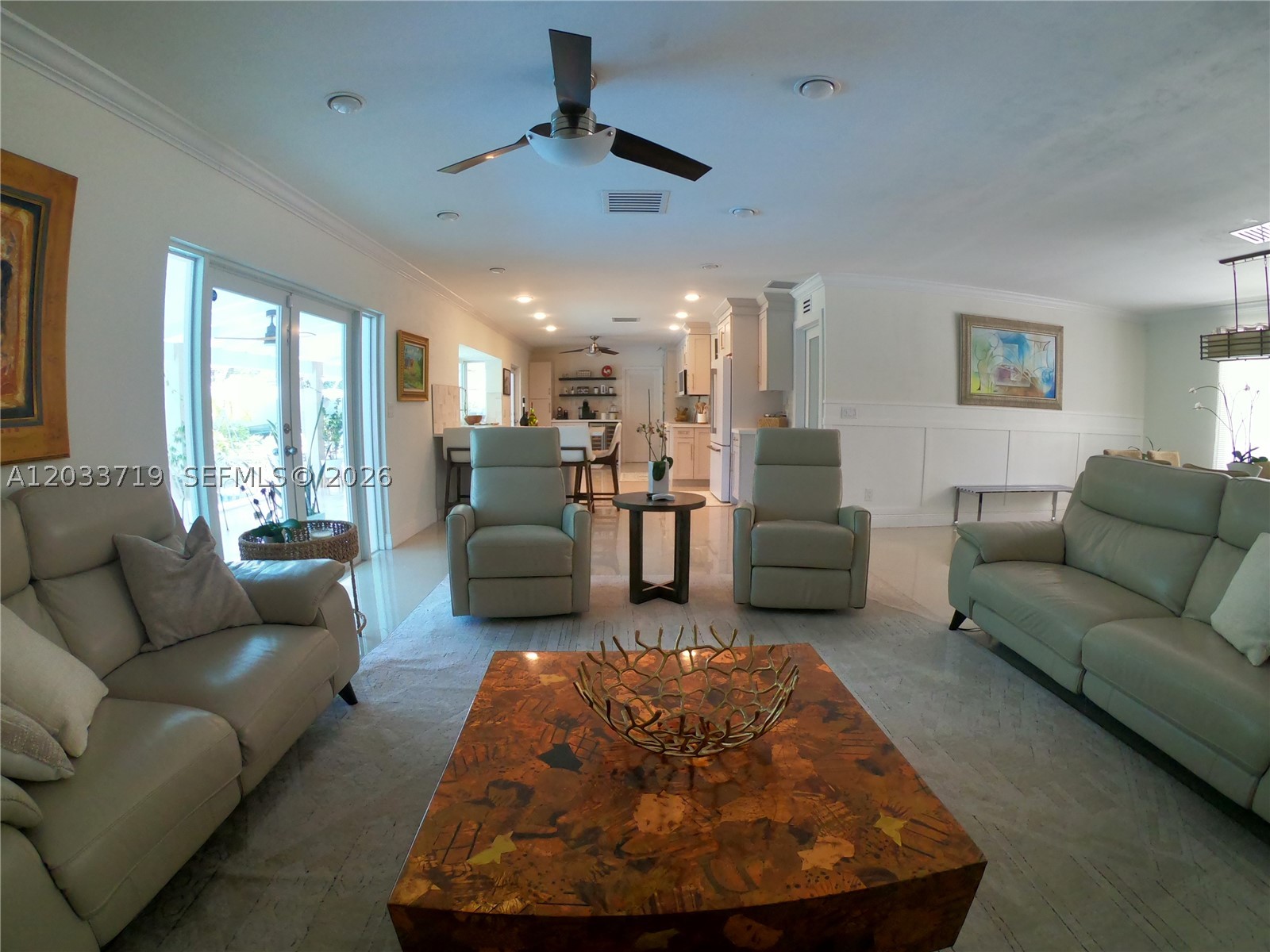 PARIS MANOR WEST - Residential