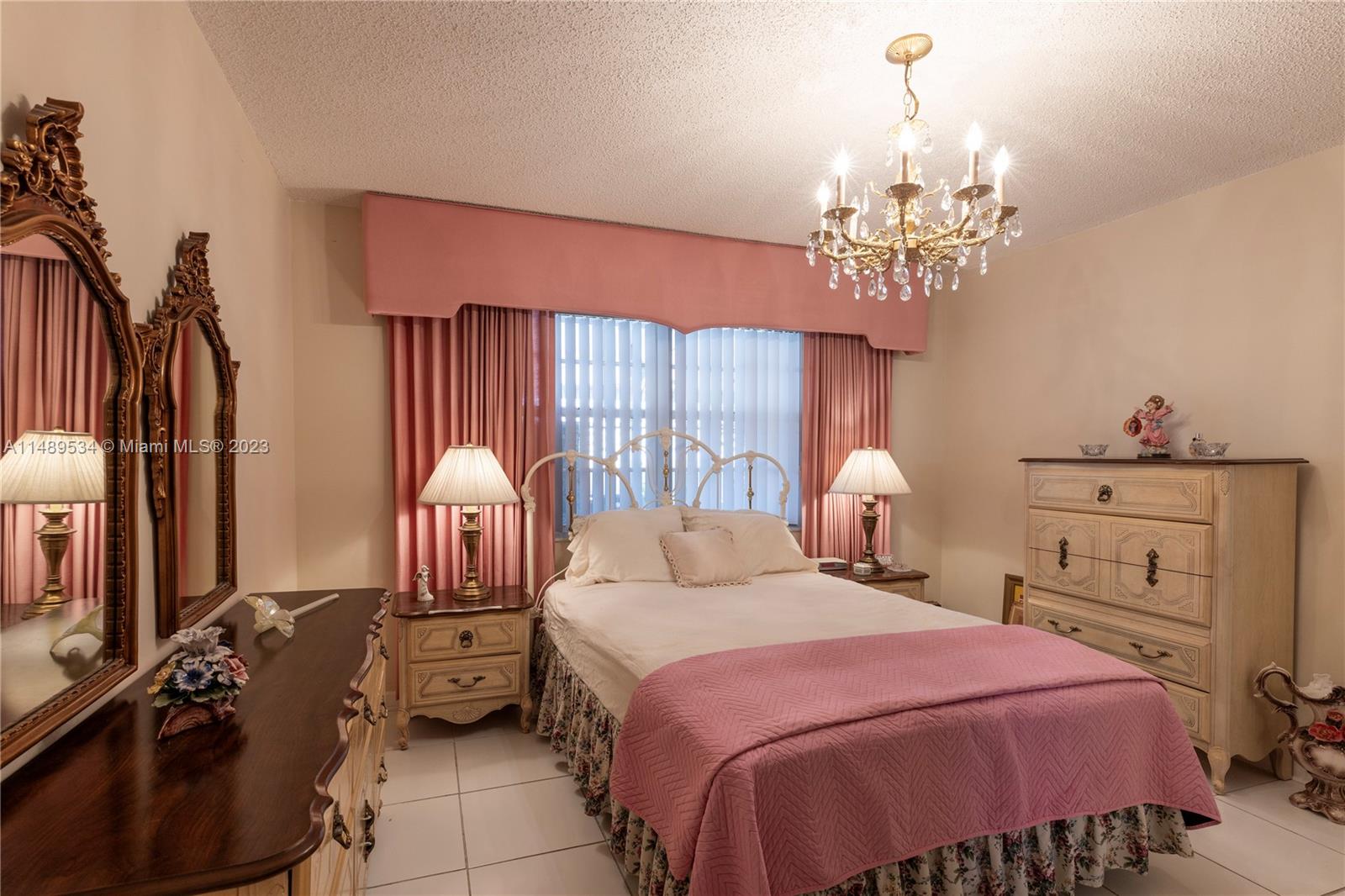 VILLAS OF BIRD GARDENS CO - Residential